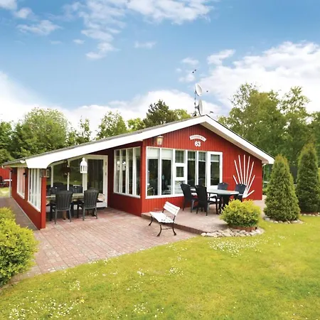 3 Bedroom Beautiful In Logstor Ferienhaus *